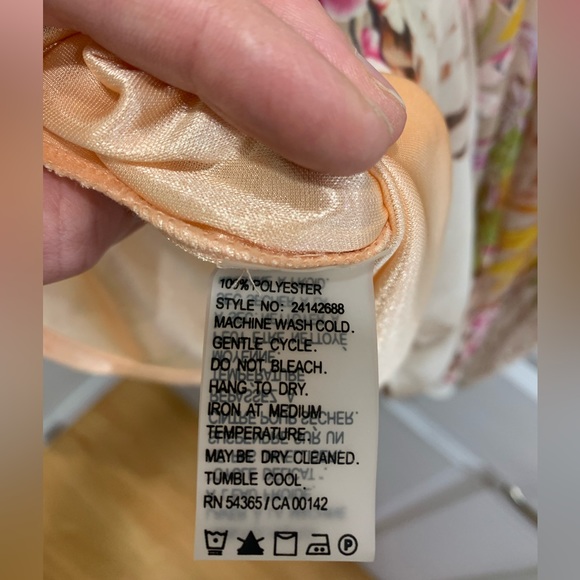 Bianca Nygard floral tank top. - Picture 5 of 5